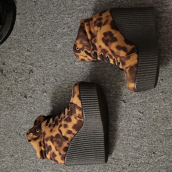 VINTAGE Platforms sz 9 - Picture 9 of 15